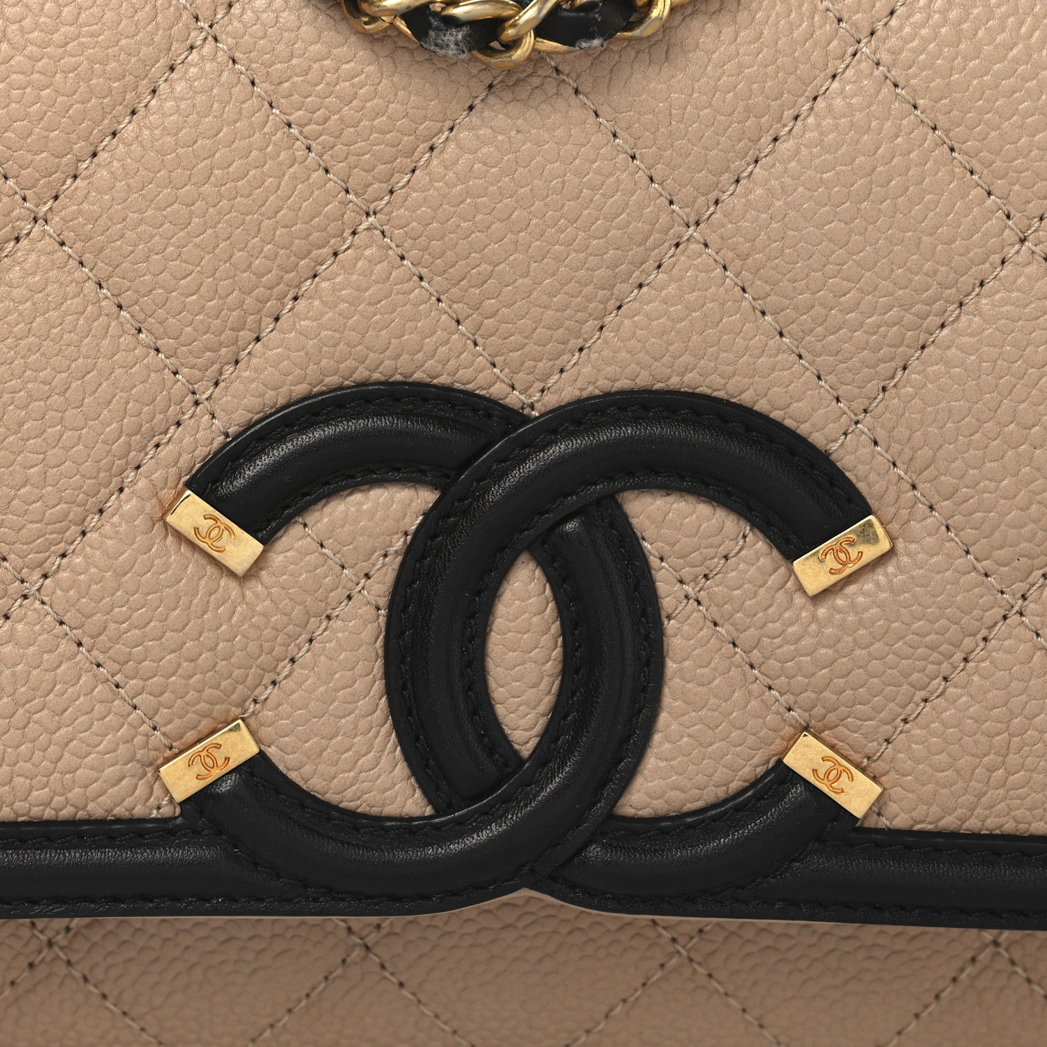 Caviar Quilted Small CC Filigree Flap Beige Black