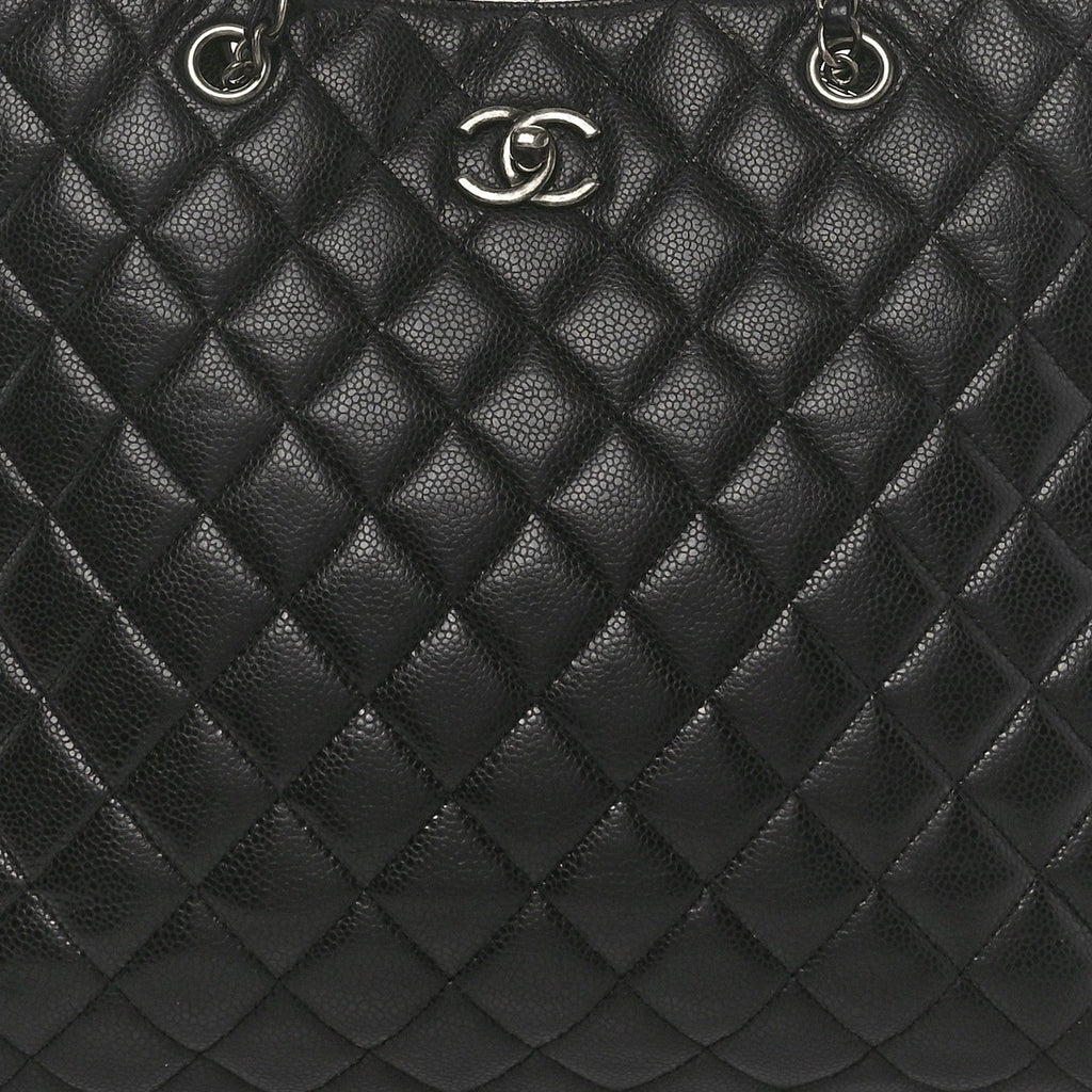 Caviar Quilted Large Shopping Tote Black