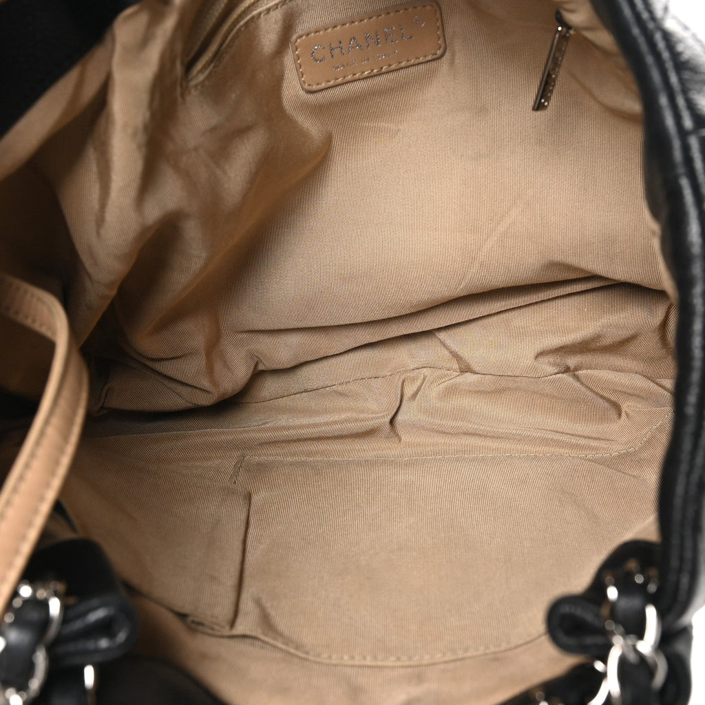 Caviar Quilted CC Zip Around Shoulder Bag Black