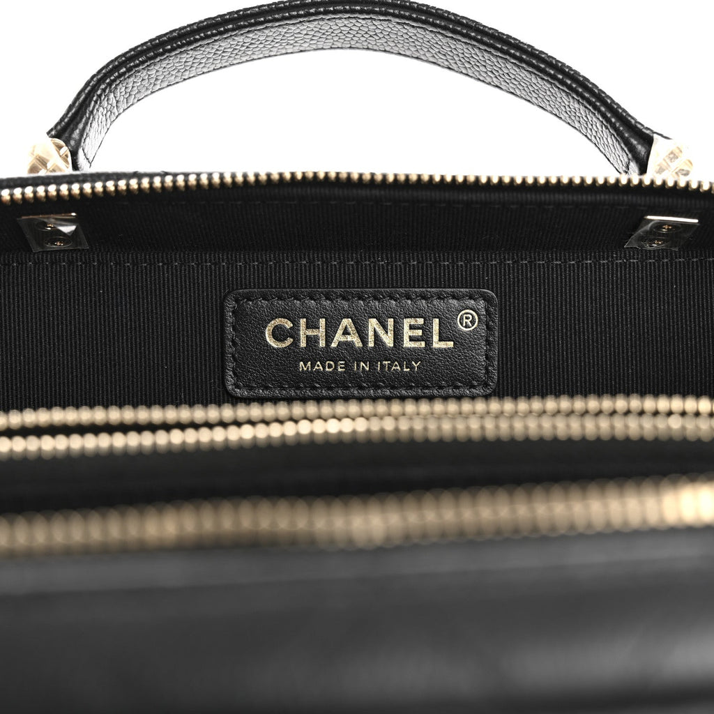 Caviar Quilted Vanity Case Black