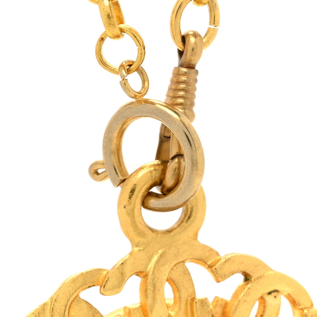 Metal Magnifying Glass CC Chain Pendant Necklace Gold