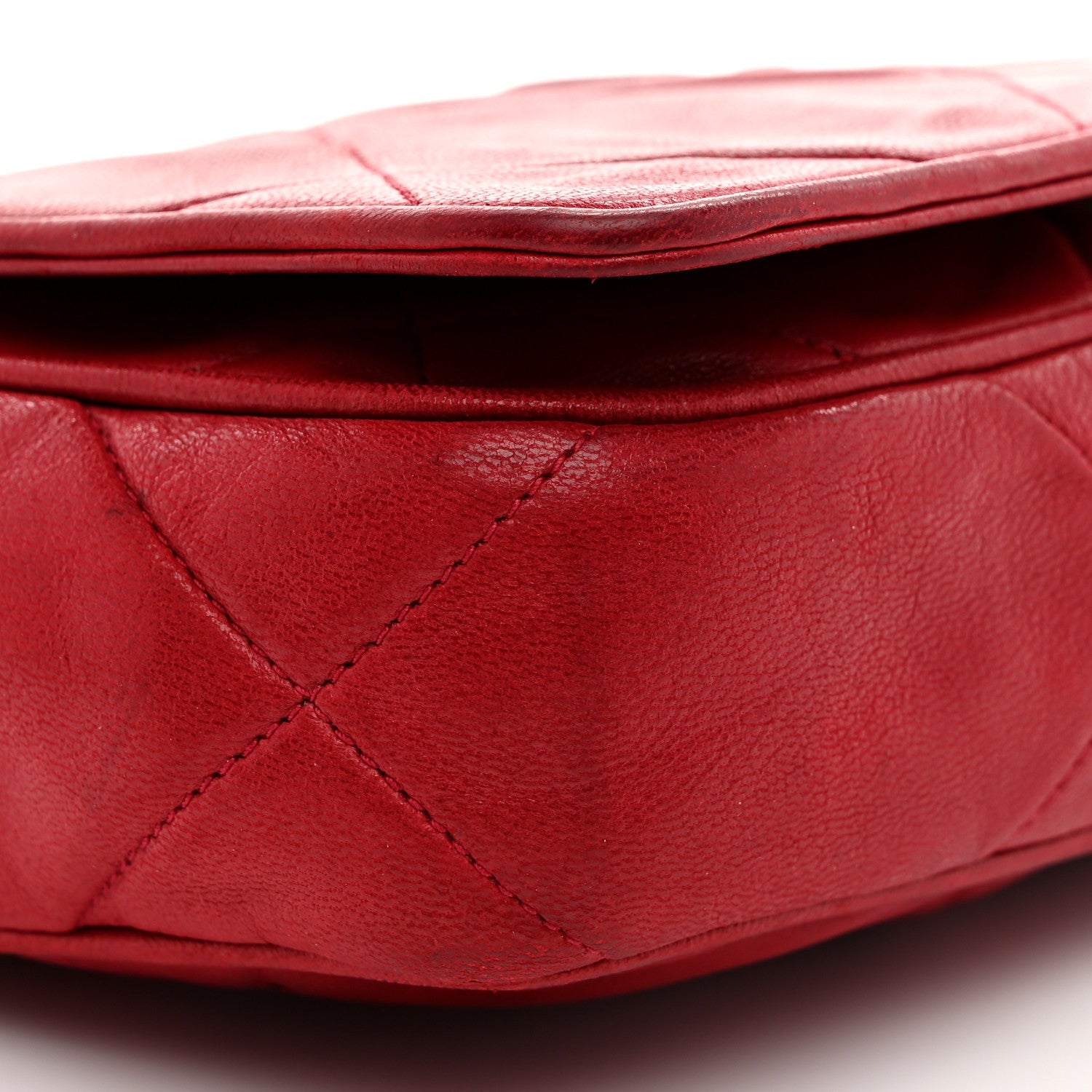Lambskin Quilted CC Shoulder Bag Red