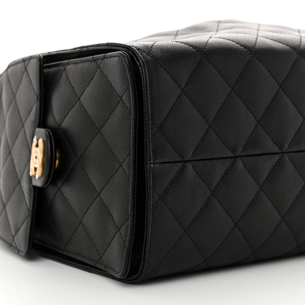 Caviar Quilted Medium Chanel 25 Handbag Black