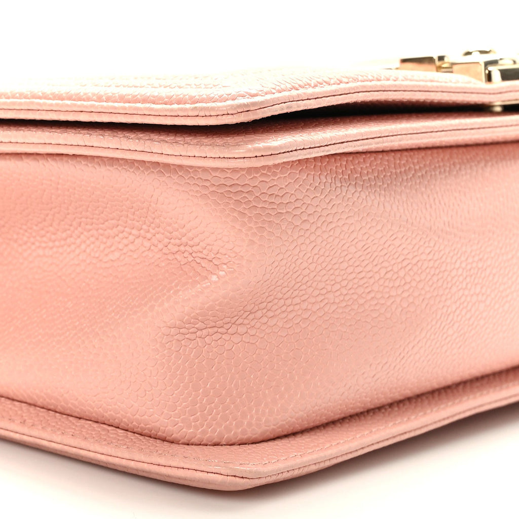 Caviar Quilted Medium Boy Flap Light Pink