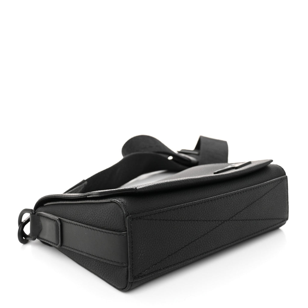 Calfskin Aerogram Takeoff Messenger PM Black