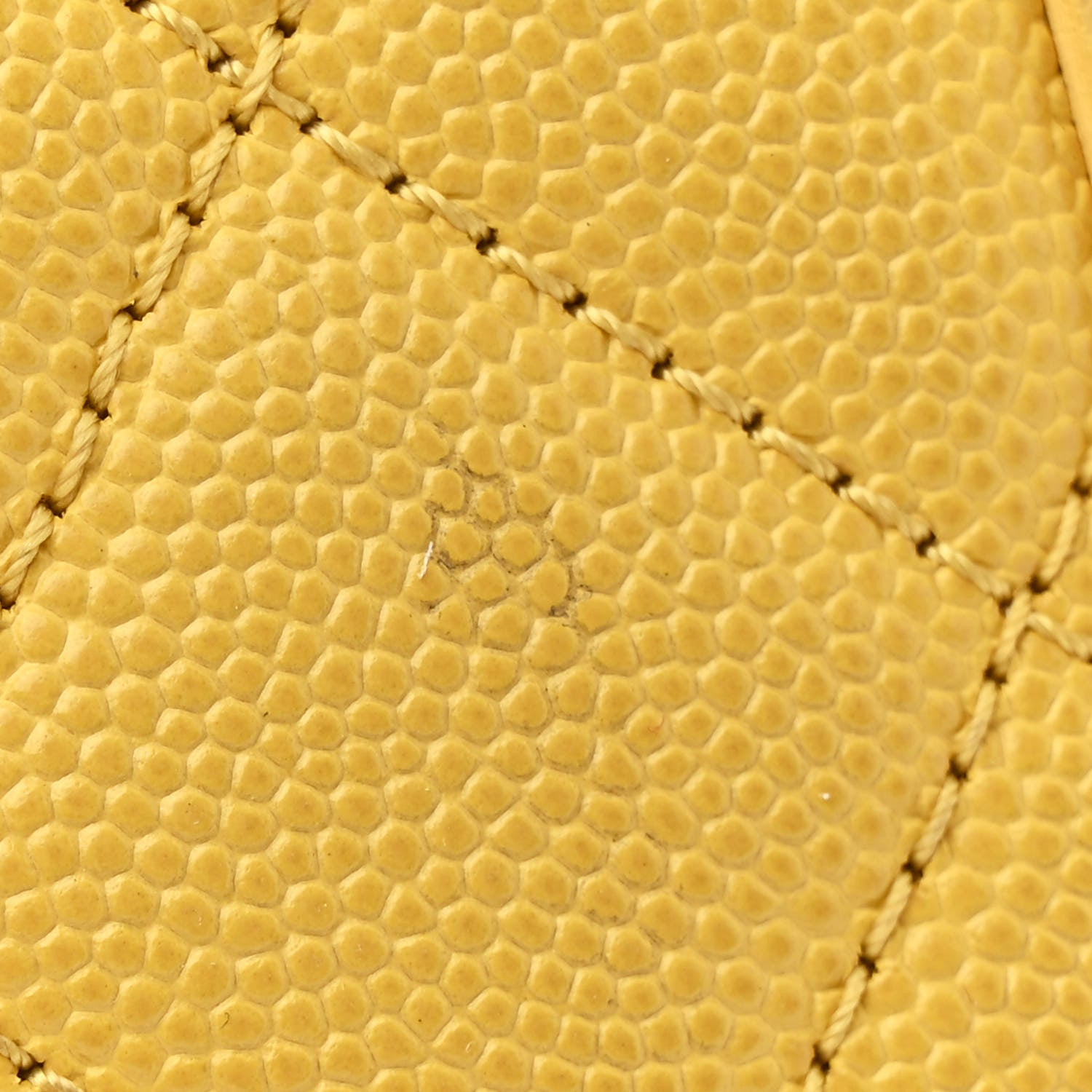Caviar Quilted Small CC Filigree Vanity Case Yellow