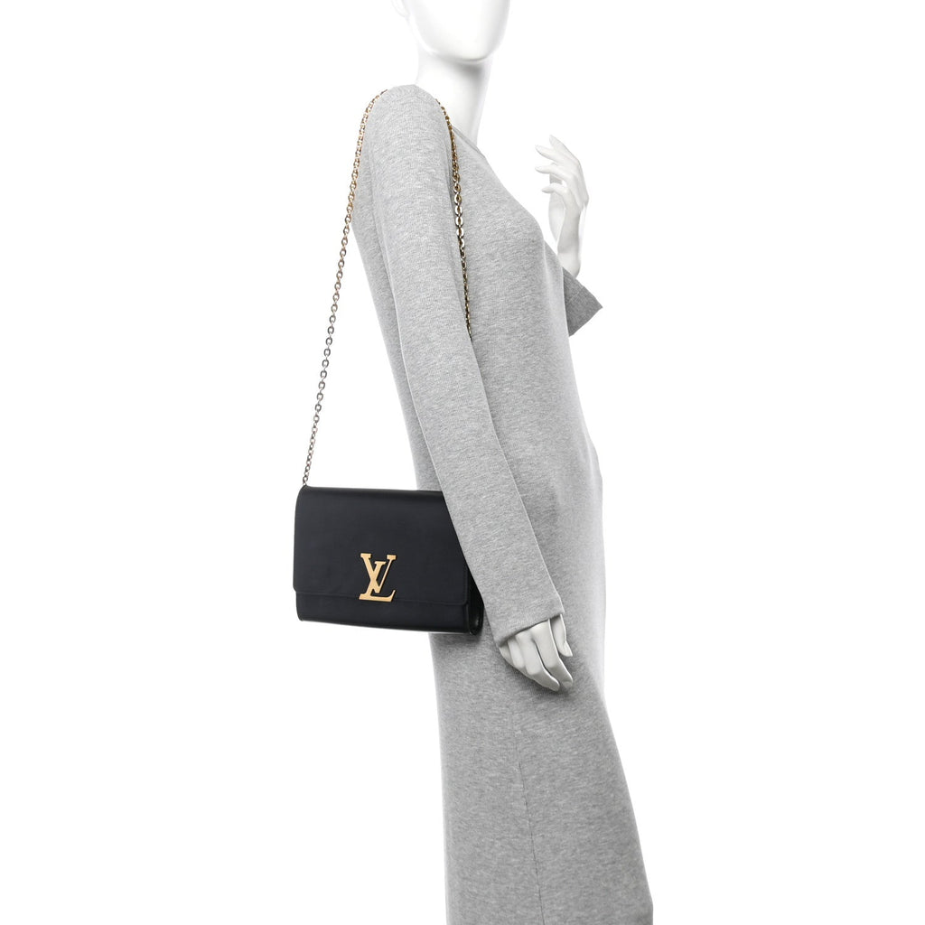 Calfskin Chain Louise GM Black