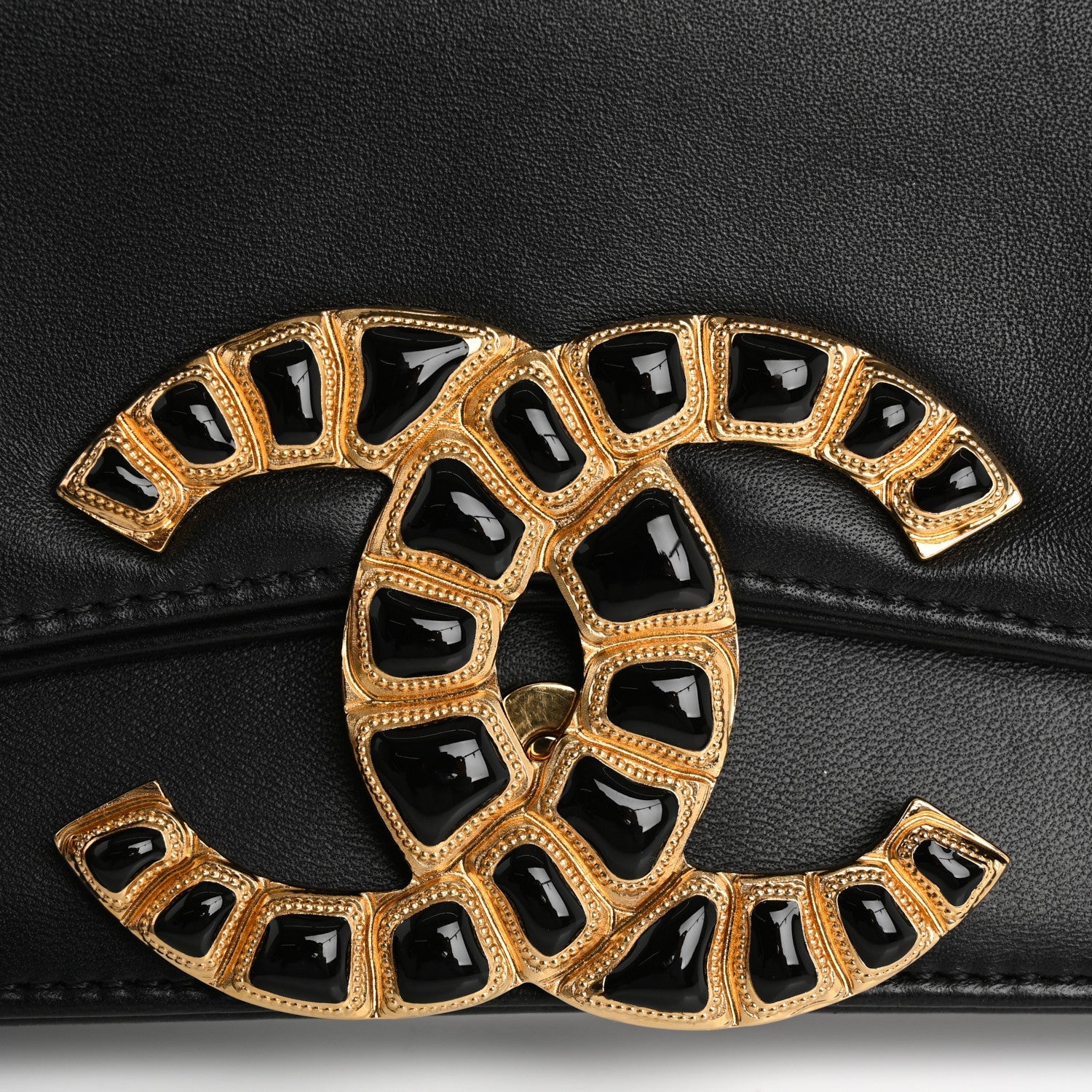 Lambskin Evening In Egypt Clutch Black