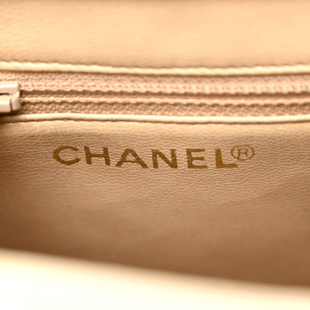 Caviar Vertical Chain Crossbody Ivory
