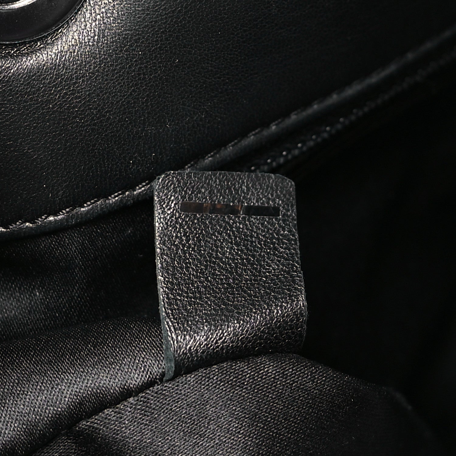 Lambskin Small CC Crossing Flap Black