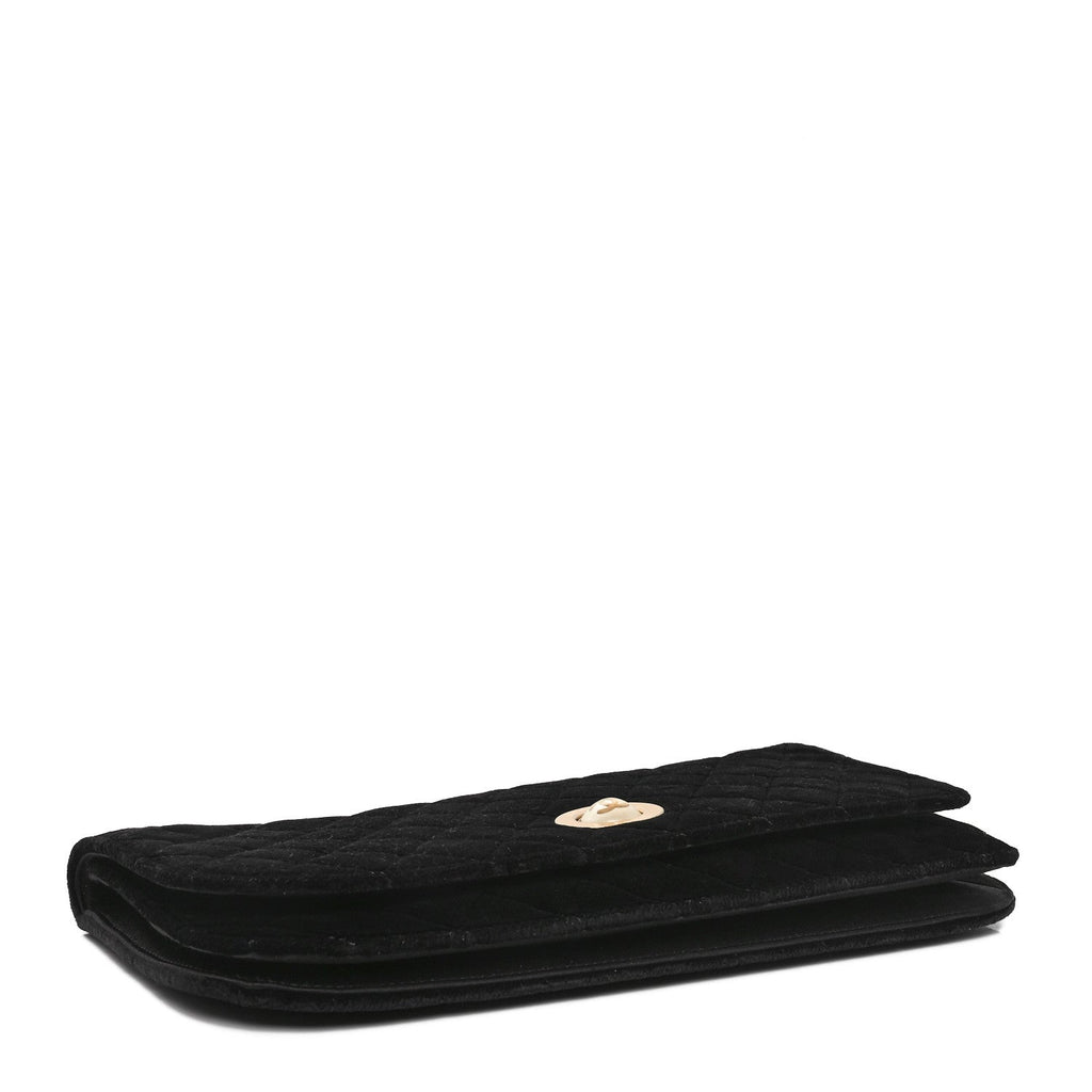 Velvet Quilted CC Pearl Clutch Black