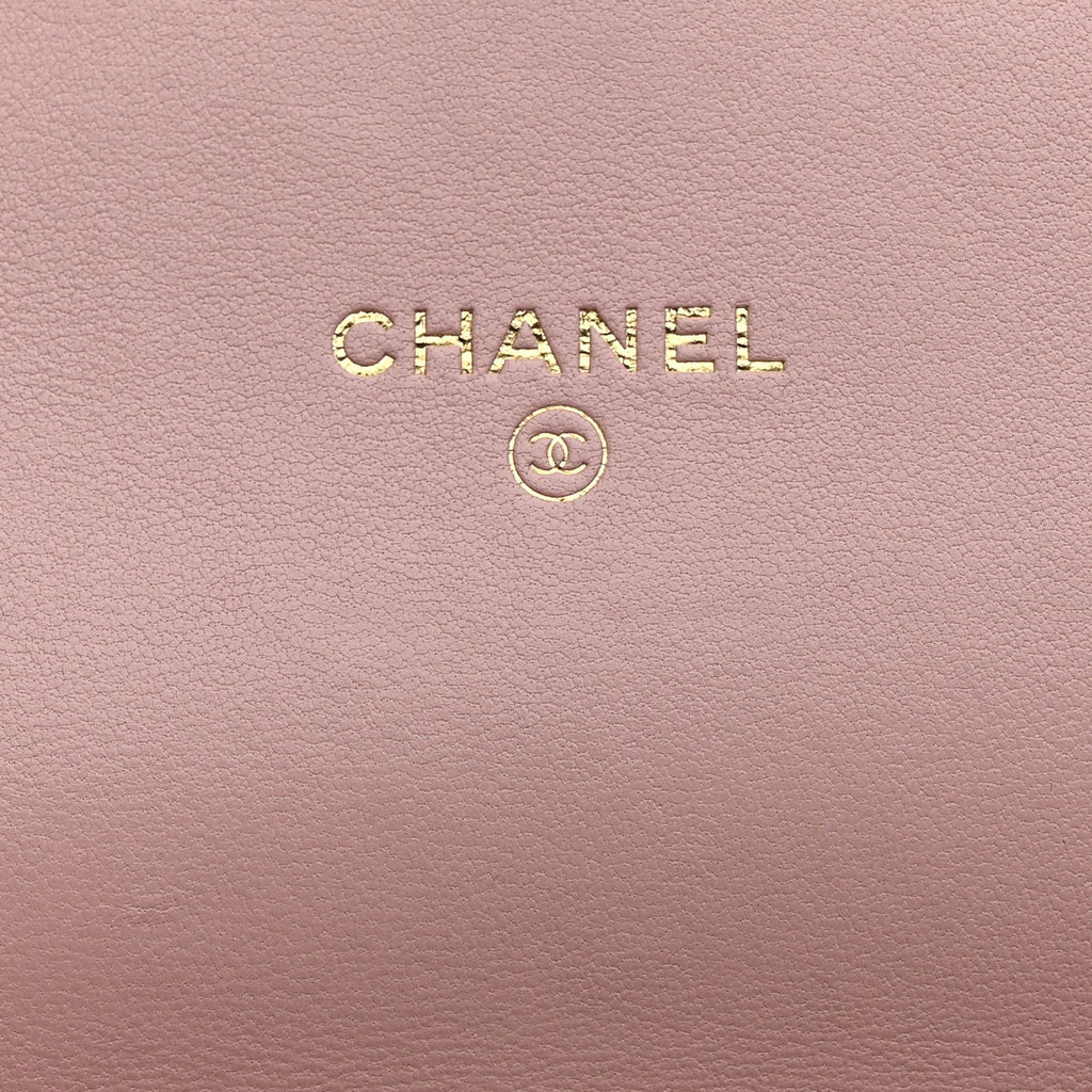 Lambskin Quilted CC Pearl Enamel Clutch on Chain WOC Light Pink