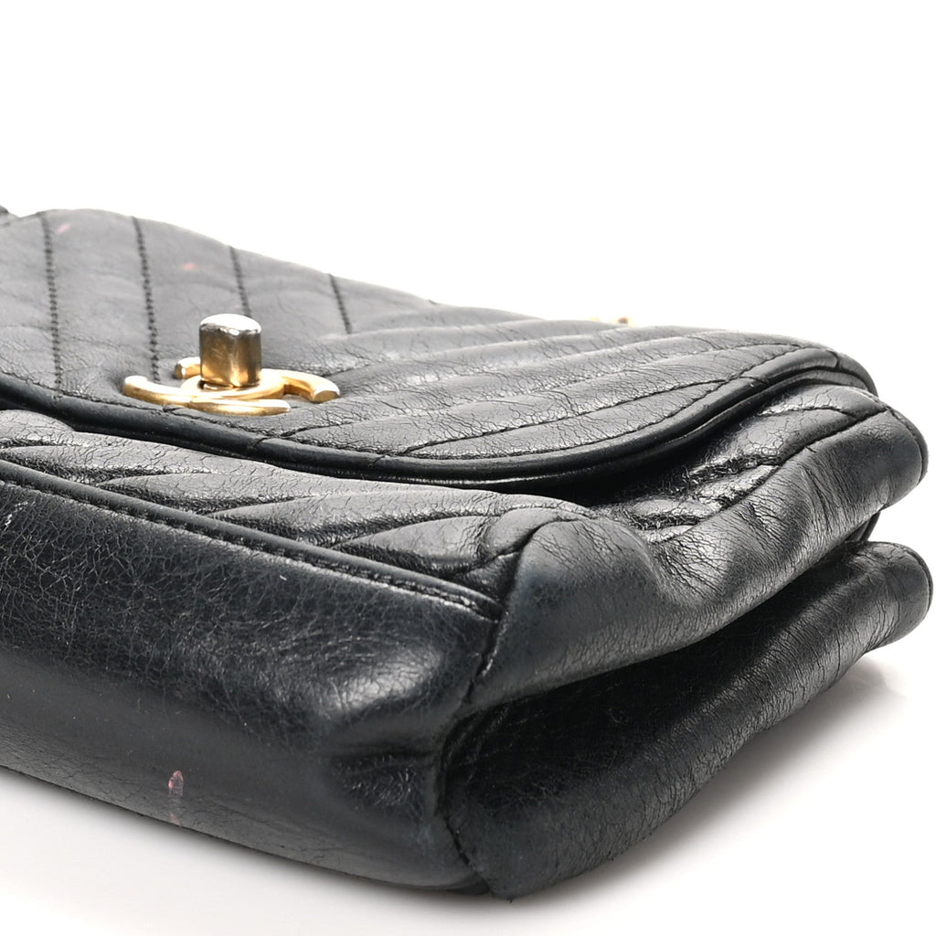 Glazed Calfskin Chevron Quilted Hampton Flap Black