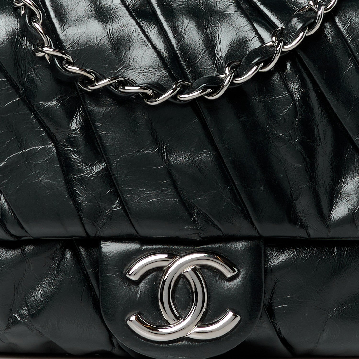 Glazed Calfskin Twisted Medium Flap Black