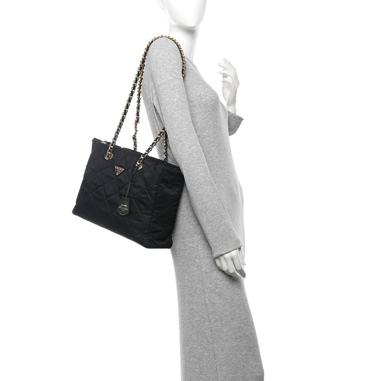 Re-Nylon Impunturato Saffiano Triangle Stitched Re-Edition 1995 Chaine Large Shoulder Bag Black