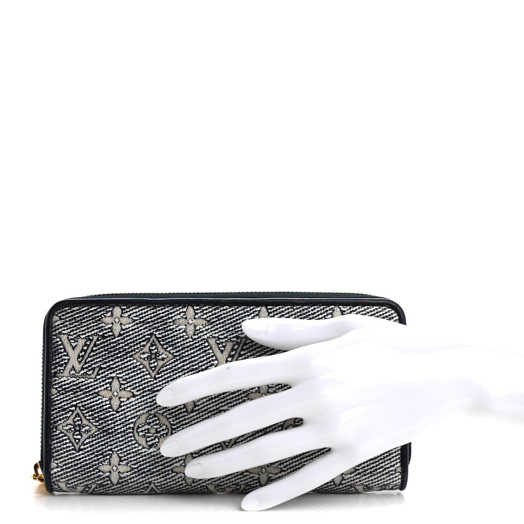 Hollographic Monoglam Zippy Wallet Blue