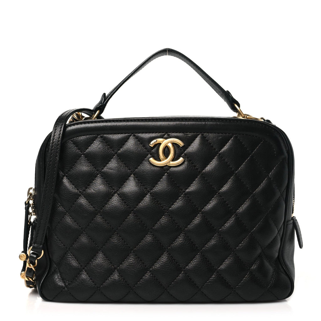 Calfskin Quilted CC Medium Vanity Case Black