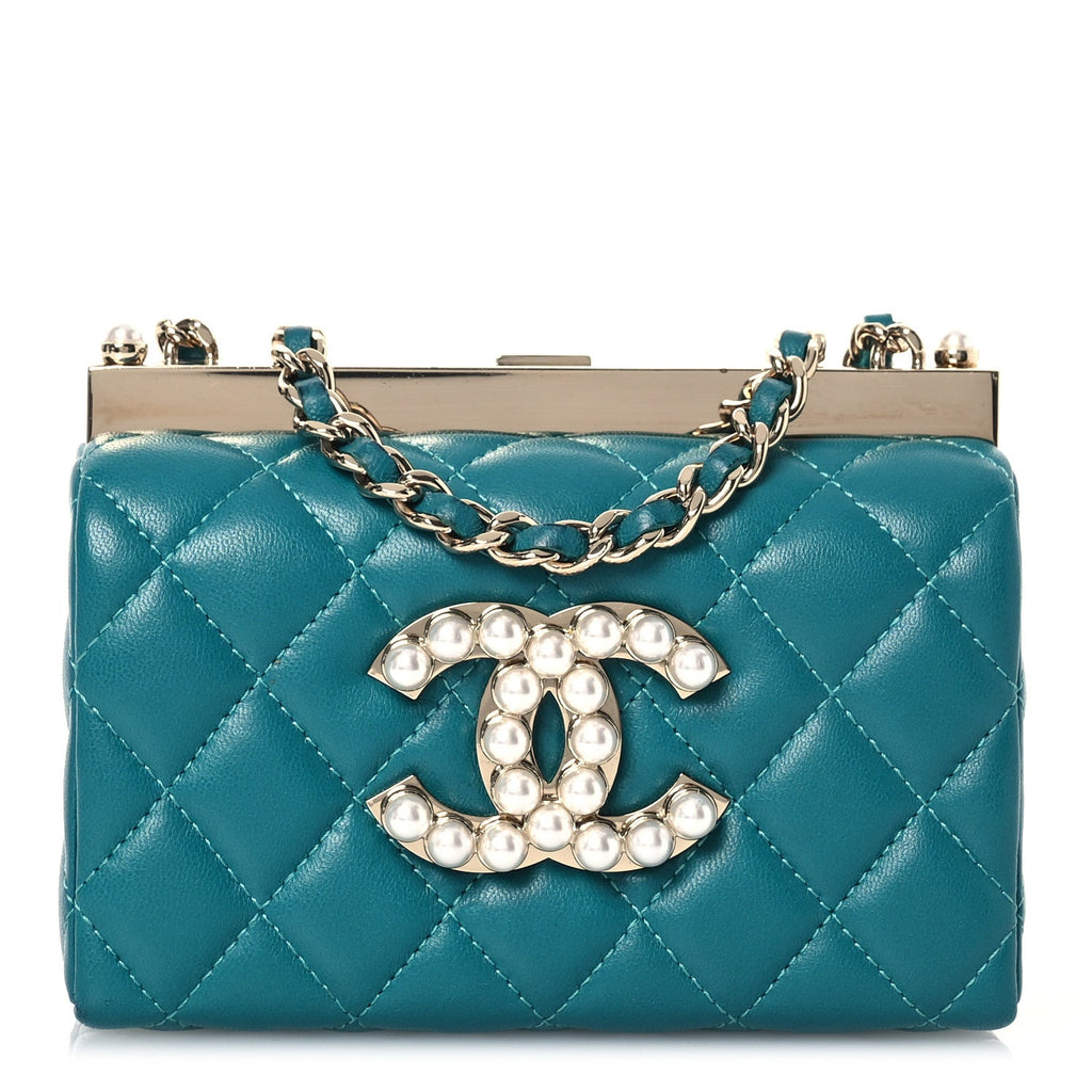 Lambskin Quilted Pearl CC Vanity Case Green