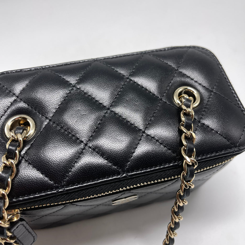 Chanel Long Vanity With Chain Lambskin Black L
