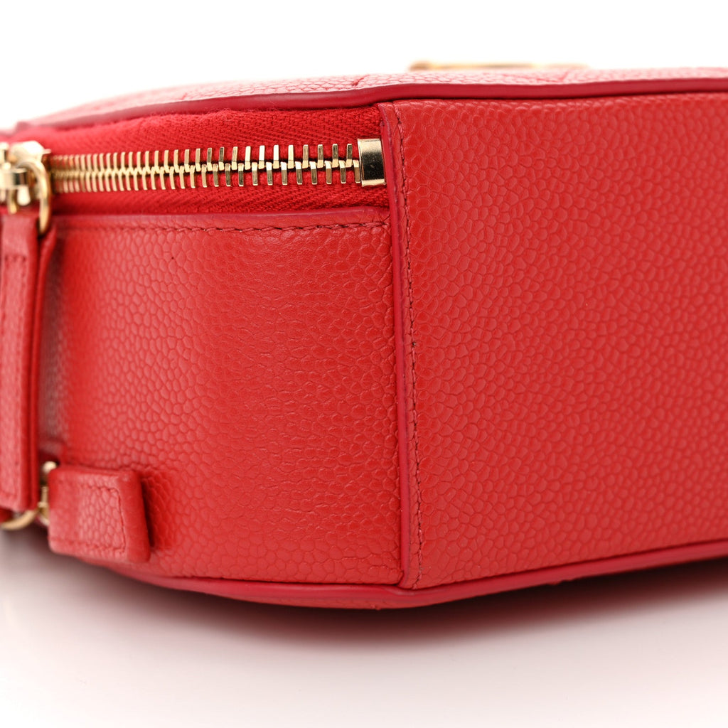 Caviar Quilted Small Camera Bag Red