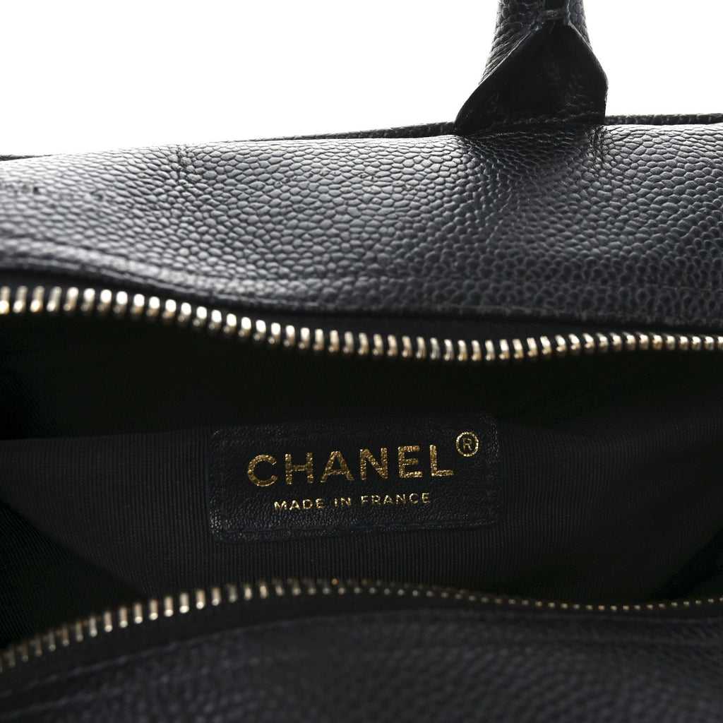Caviar Quilted Large Bowler Black
