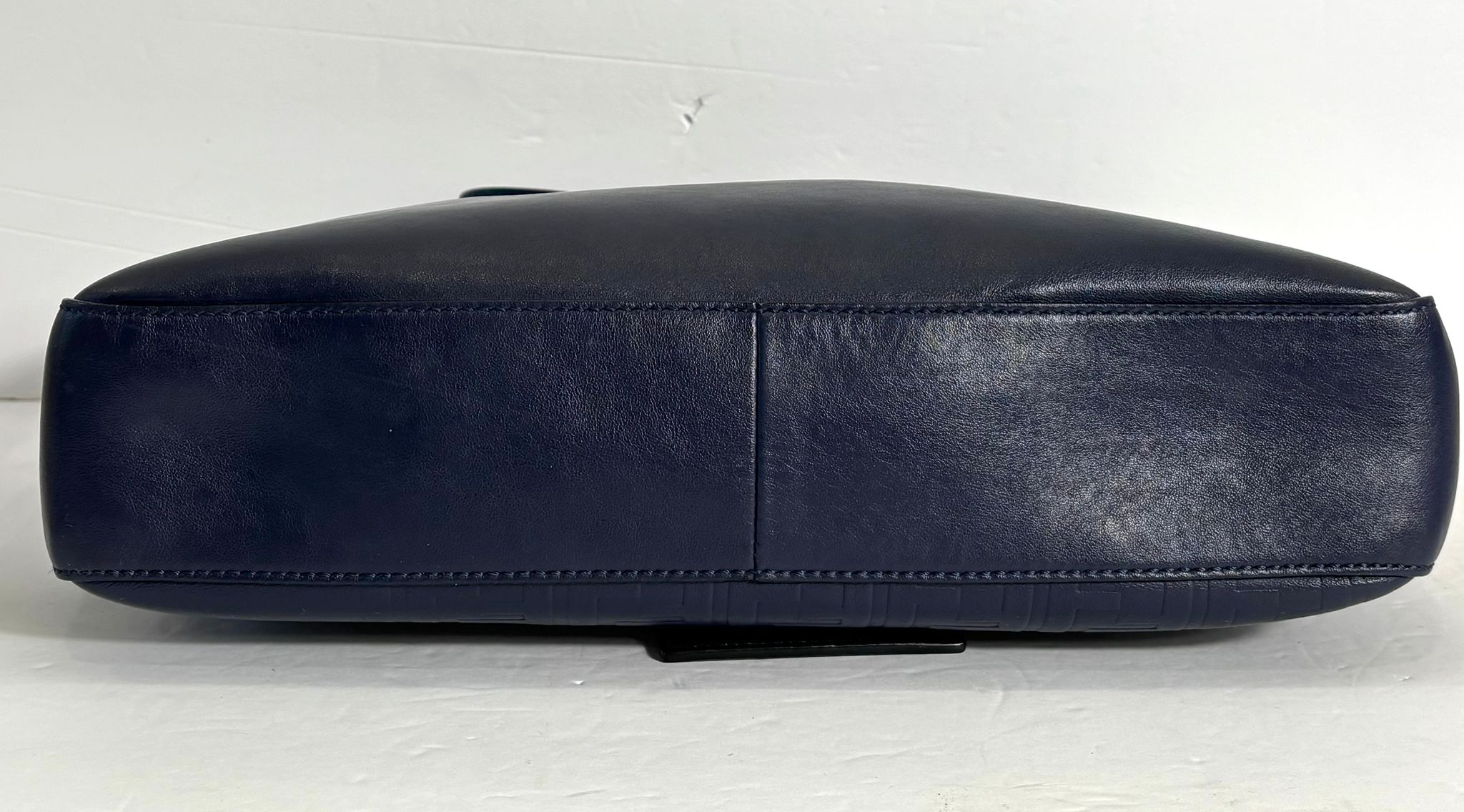 FENDI VITELLO GRACE FF LARGE BAGUETTE BAG