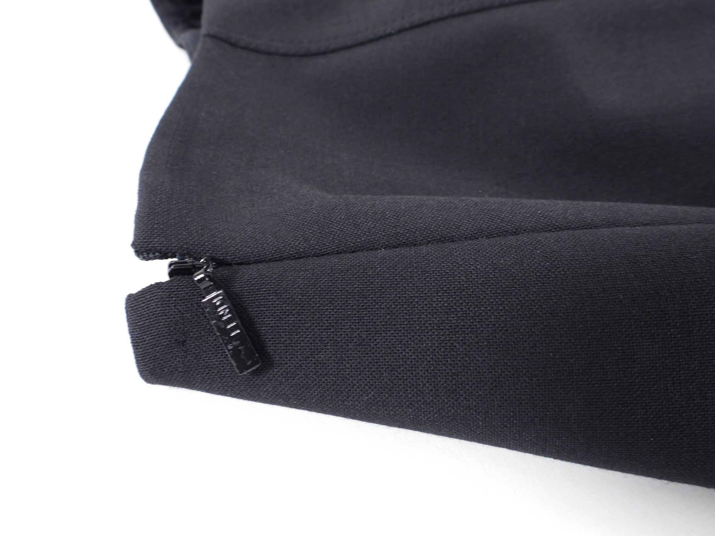 Fendi Black and Olive Green Pleated Midi Skirt - IT42 / USA 6 / M