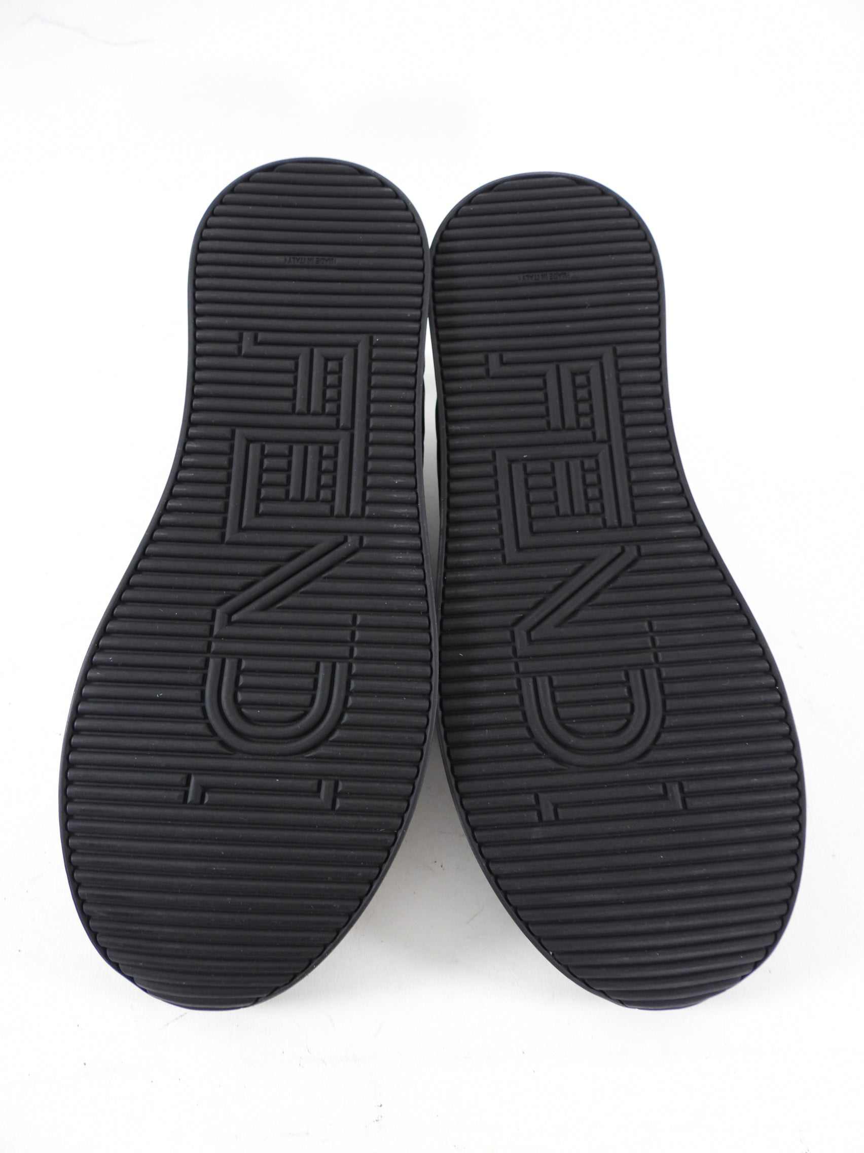 Fendi Zucca Top Stitch Sneakers - 36.5