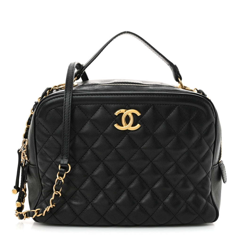 Calfskin Quilted CC Medium Vanity Case Black