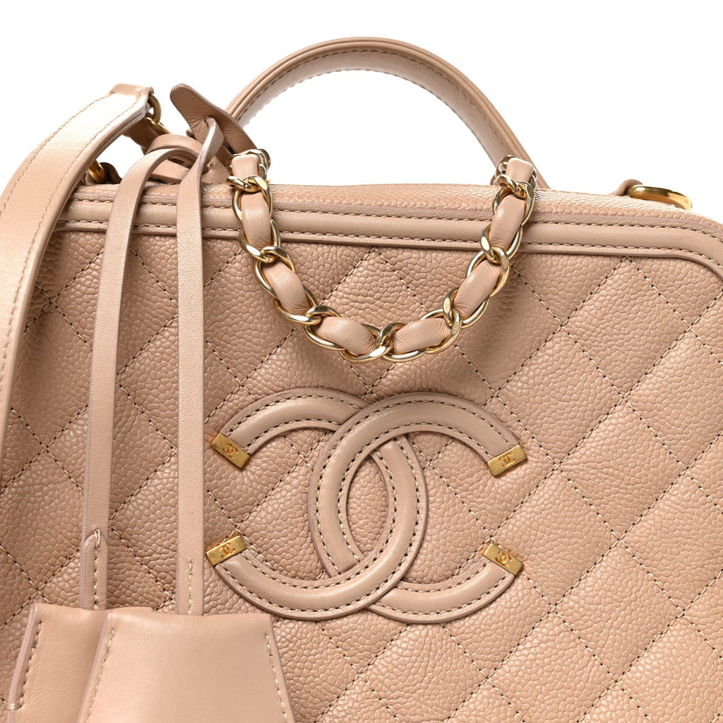 Caviar Quilted Medium CC Filigree Vanity Case Beige
