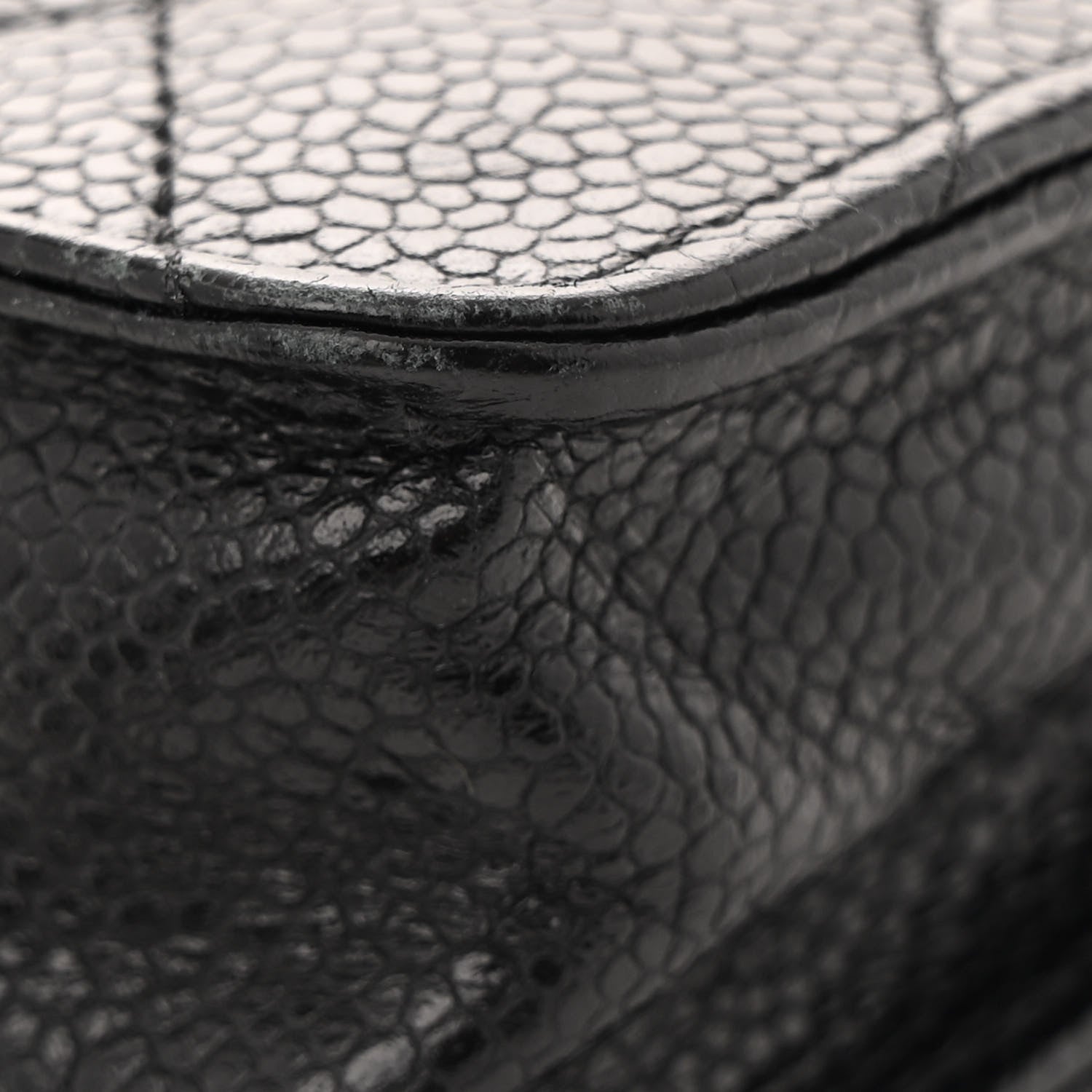 Caviar Quilted Wallet on Chain WOC Black