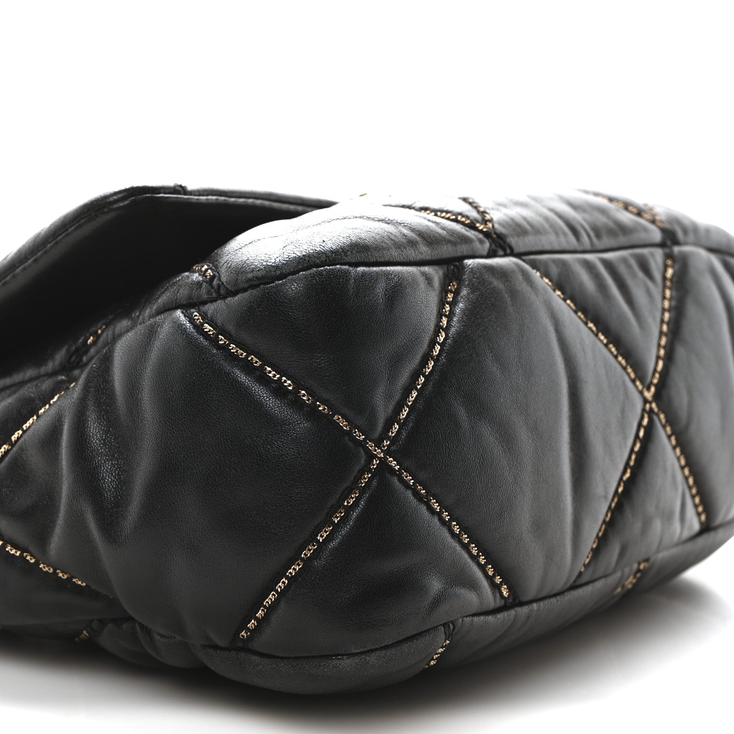 Lambskin Chain Quilted Medium Chanel 19 Flap Black