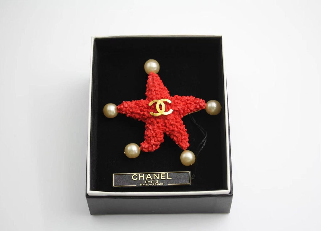 Chanel Vintage 93C Red Lava Imitation Pearls Gold Plated Brass Cc Starfish Brooc