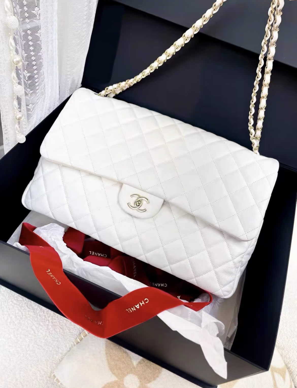 Chanel 24C white lychee leather maxi XXL airport bag cf chain bag