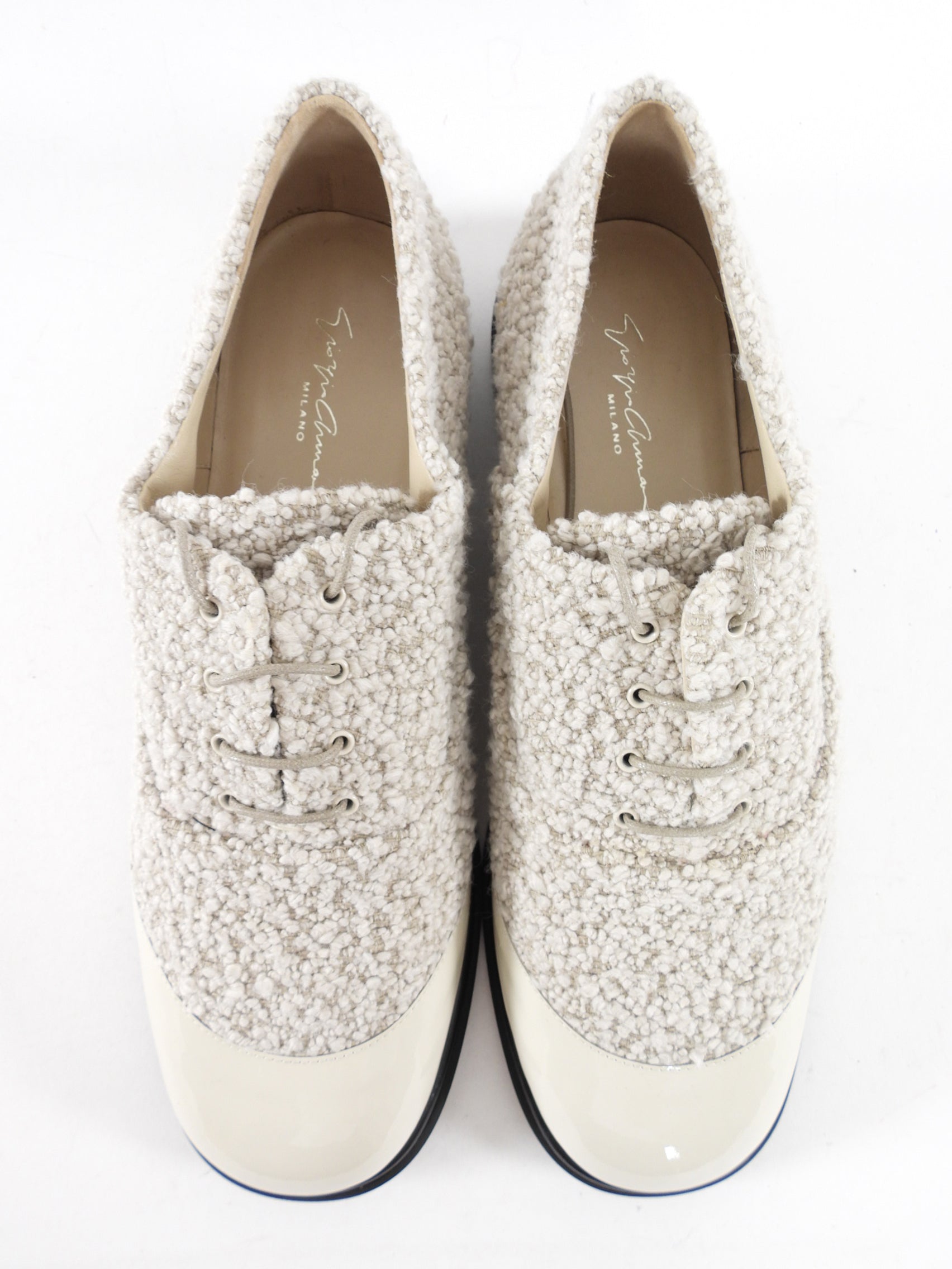 Giorgio Armani Beige Boucle Wool and Patent Cap Toe Oxford Shoes - 40