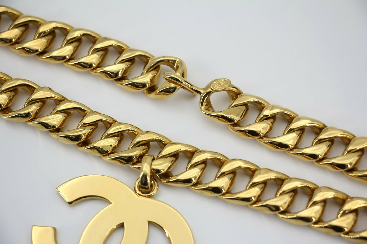 Chanel Vintage 93P Gold-plated Large CC Wave Rotating Lock Long Waist Chain