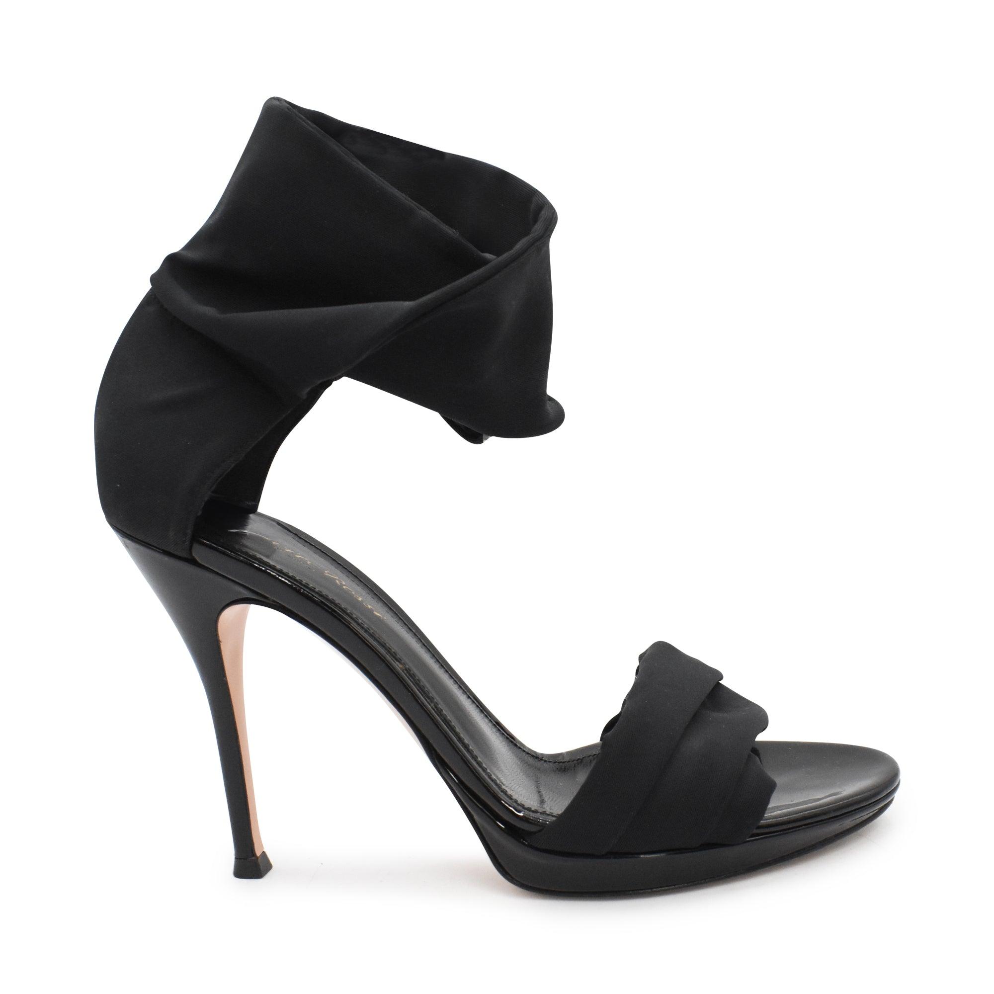 Gianvito Rossi Heels - Women's 39