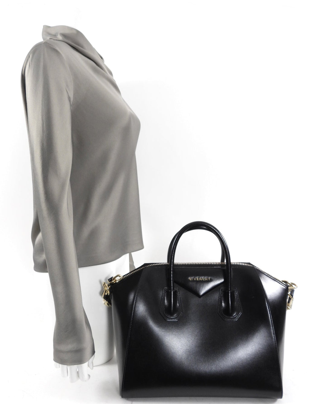 Givenchy Black Antigona Medium Smooth Leather Bag