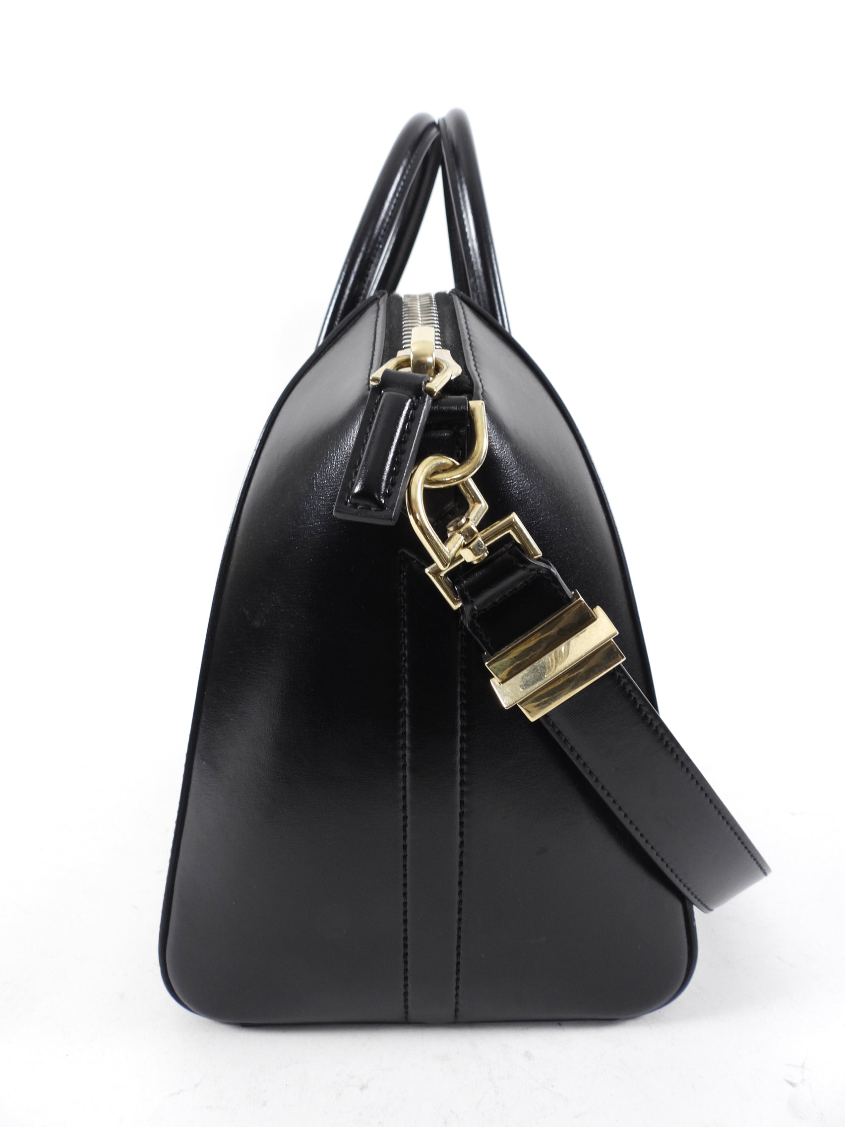 Givenchy Black Antigona Medium Smooth Leather Bag