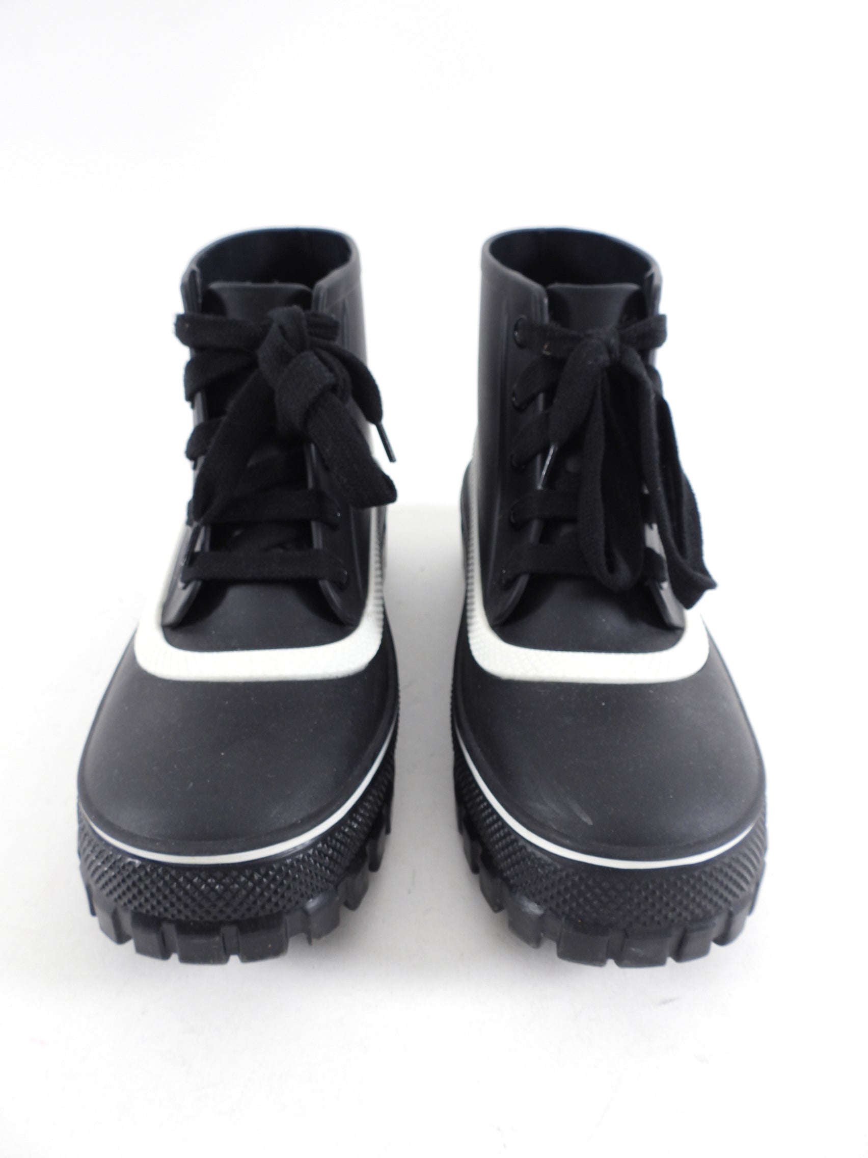 Givenchy Black and White Low Lace Up Rainboots - USA 7