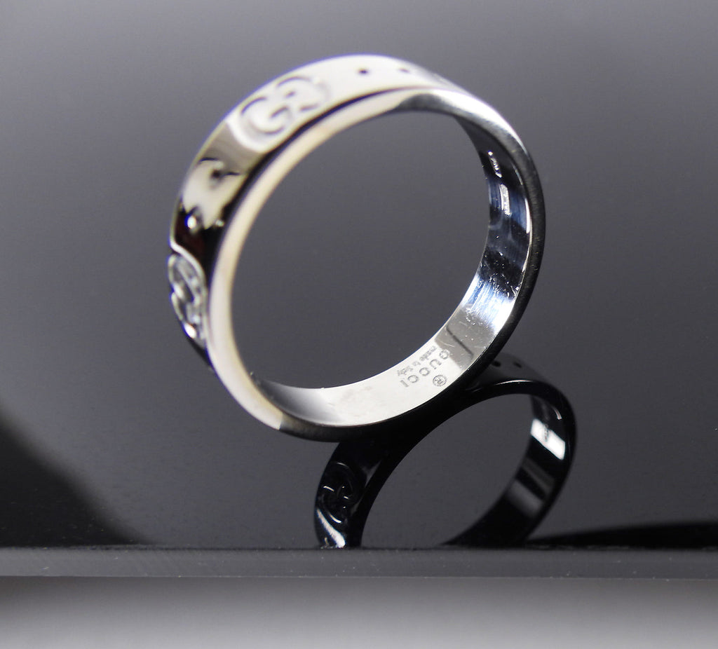 Gucci 18k White Gold Thin Icon Band Ring - 6.5
