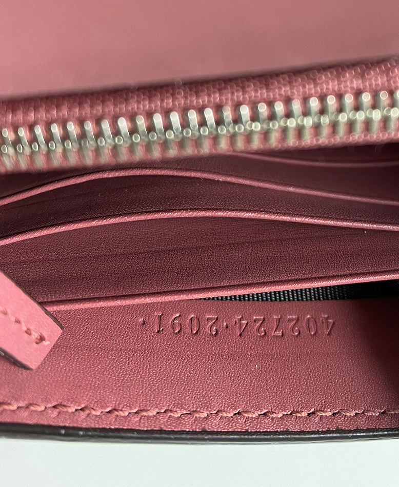 Gucci Blooms Monogram Supreme Pink Floral Wallet on Chain