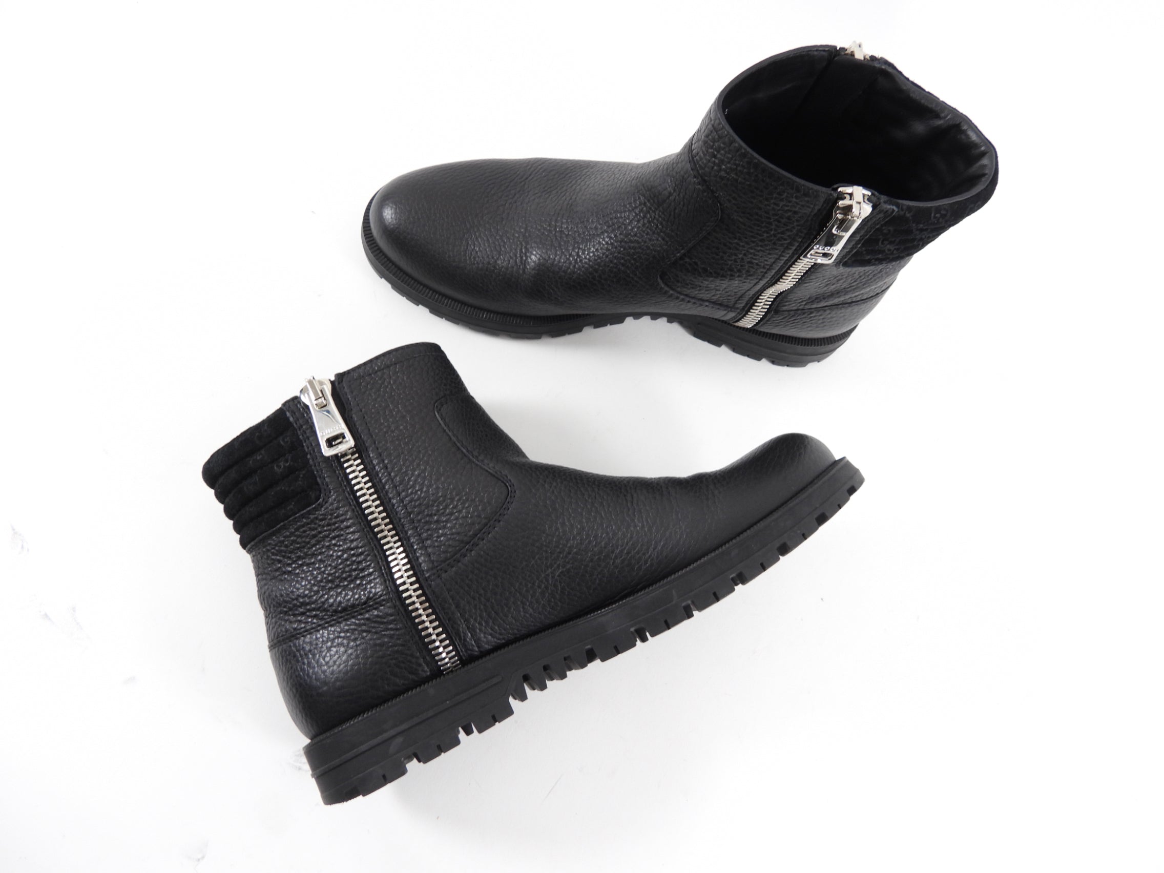 Gucci Black Grained Leather Ankle Boot - 38.5