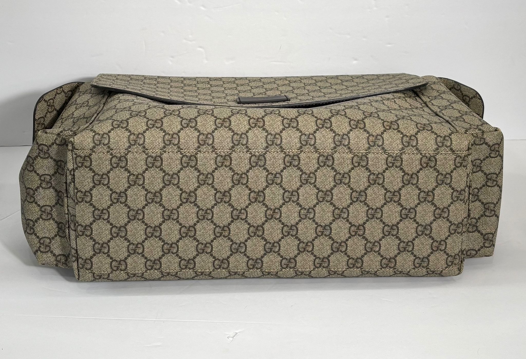 GUCCI BEIGE/BROWN GG SUPREME CANVAS PLUS DIAPER BAG
