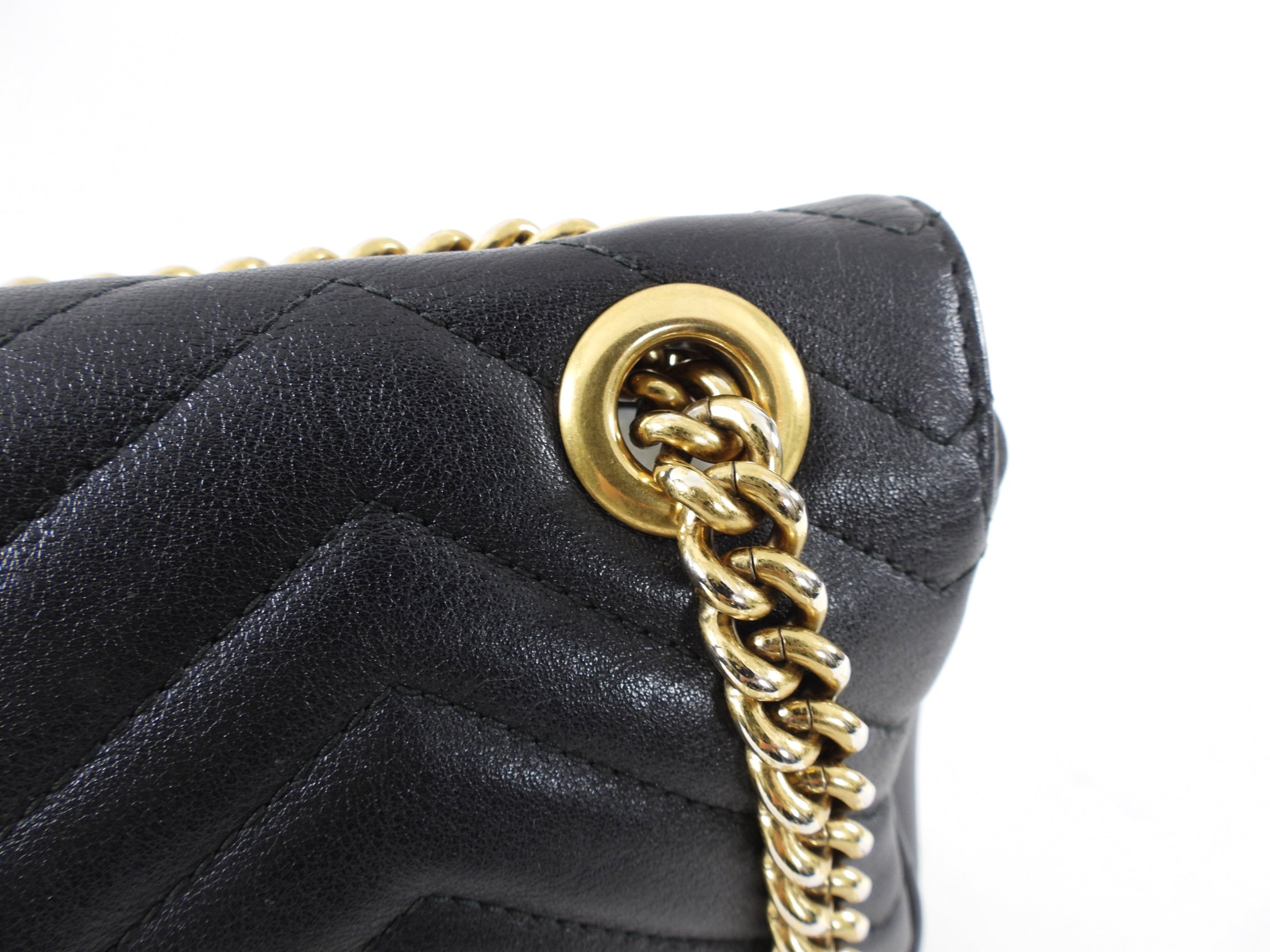 Gucci Marmont Matelasse Black Small Leather Flap Bag