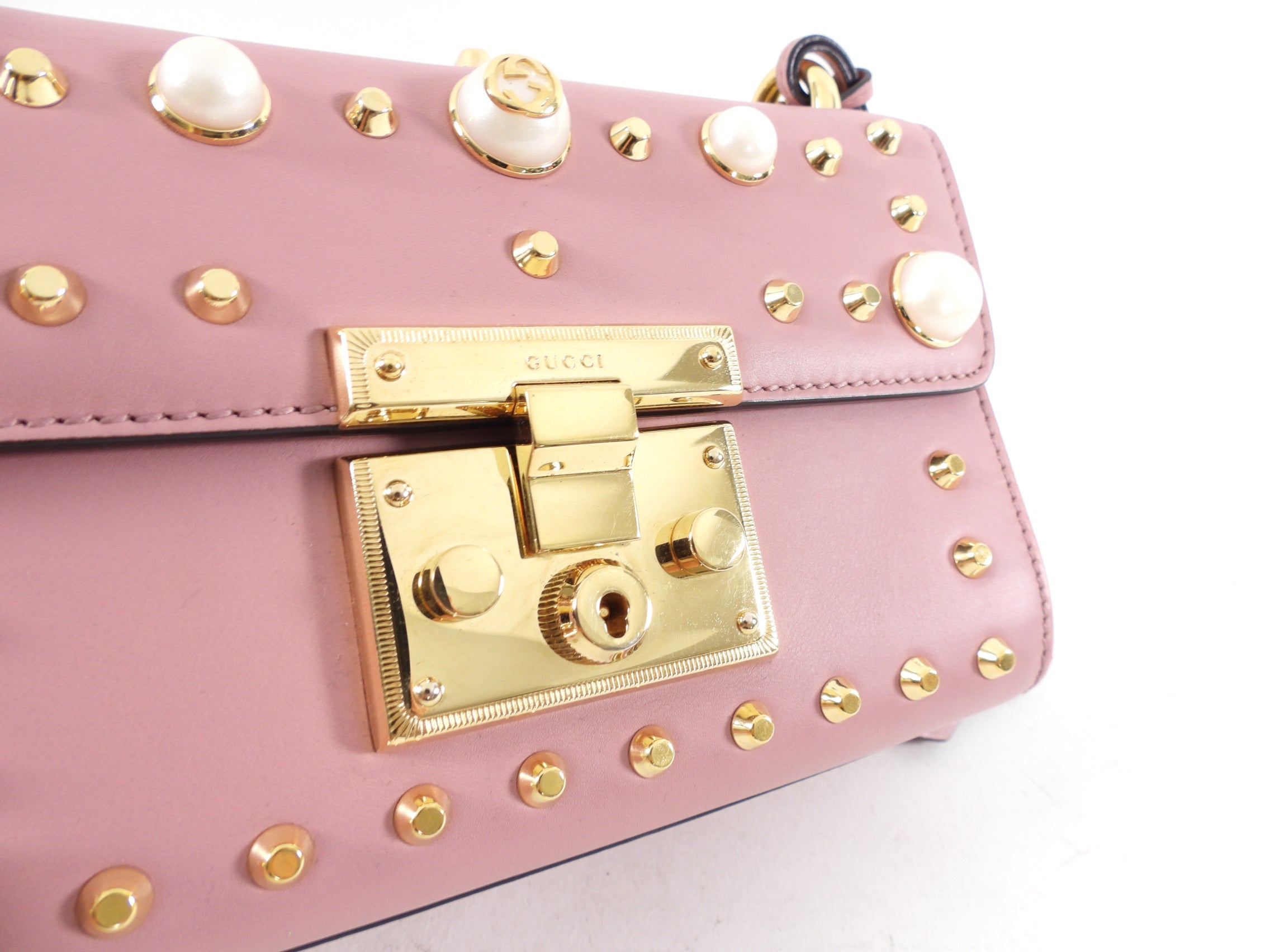 Gucci Small Quartz Pink Pearly Padlock Chain Bag