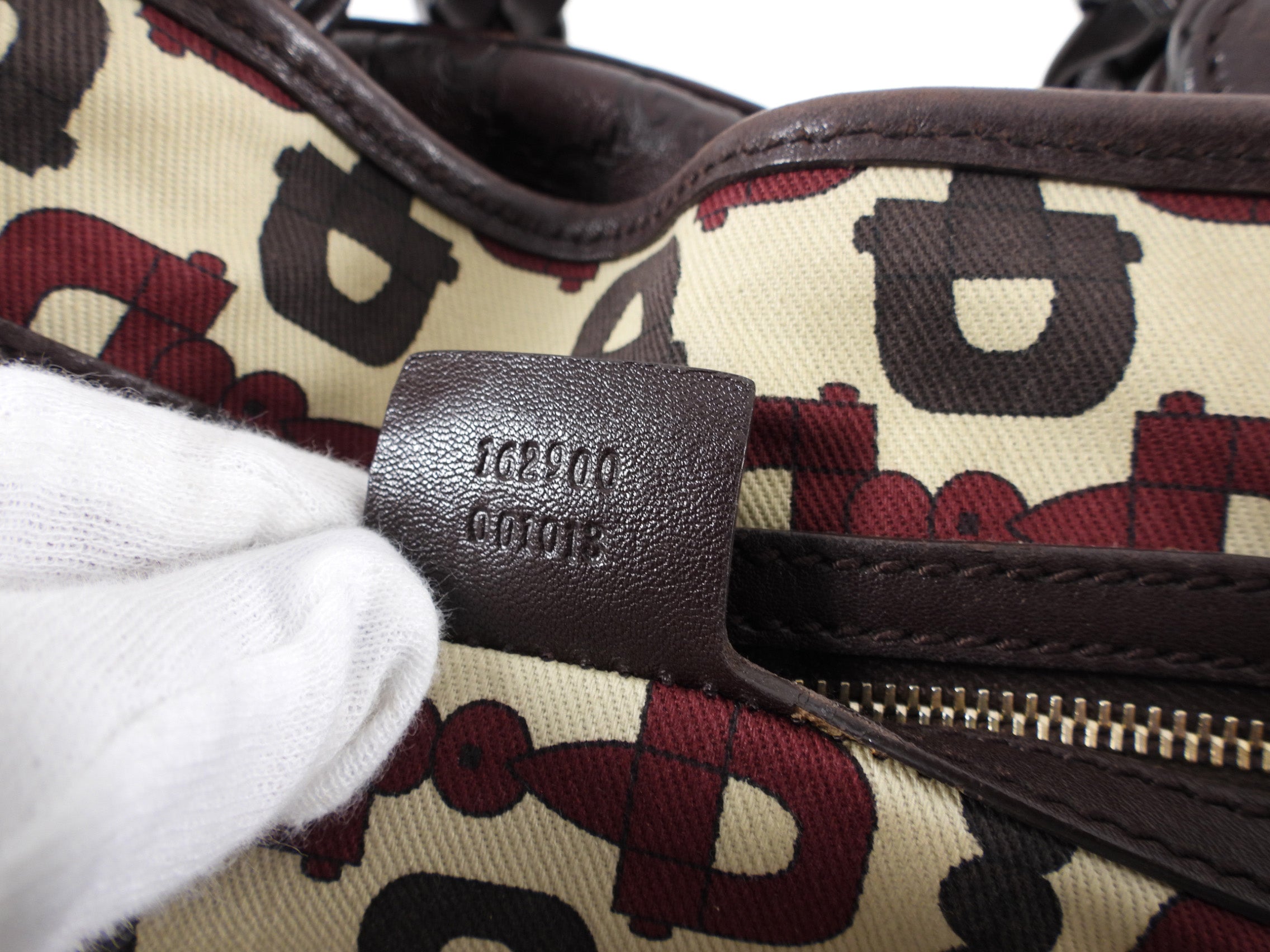 Gucci Guccissima Brown Leather Pellham Bag