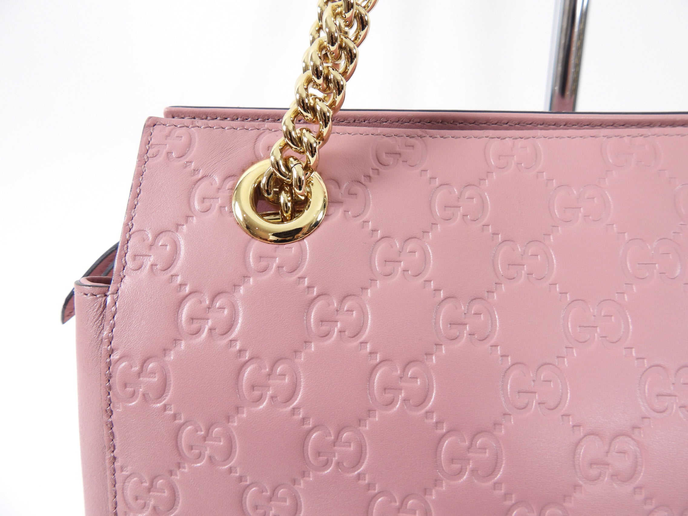 Gucci Guccissima Pink Monogram Small Chain Strap Tote Bag