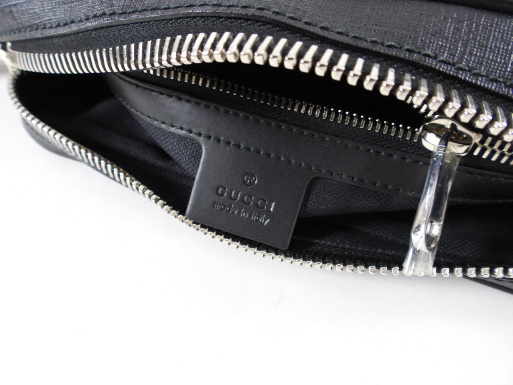 Gucci Supreme Web Body Belt Bag