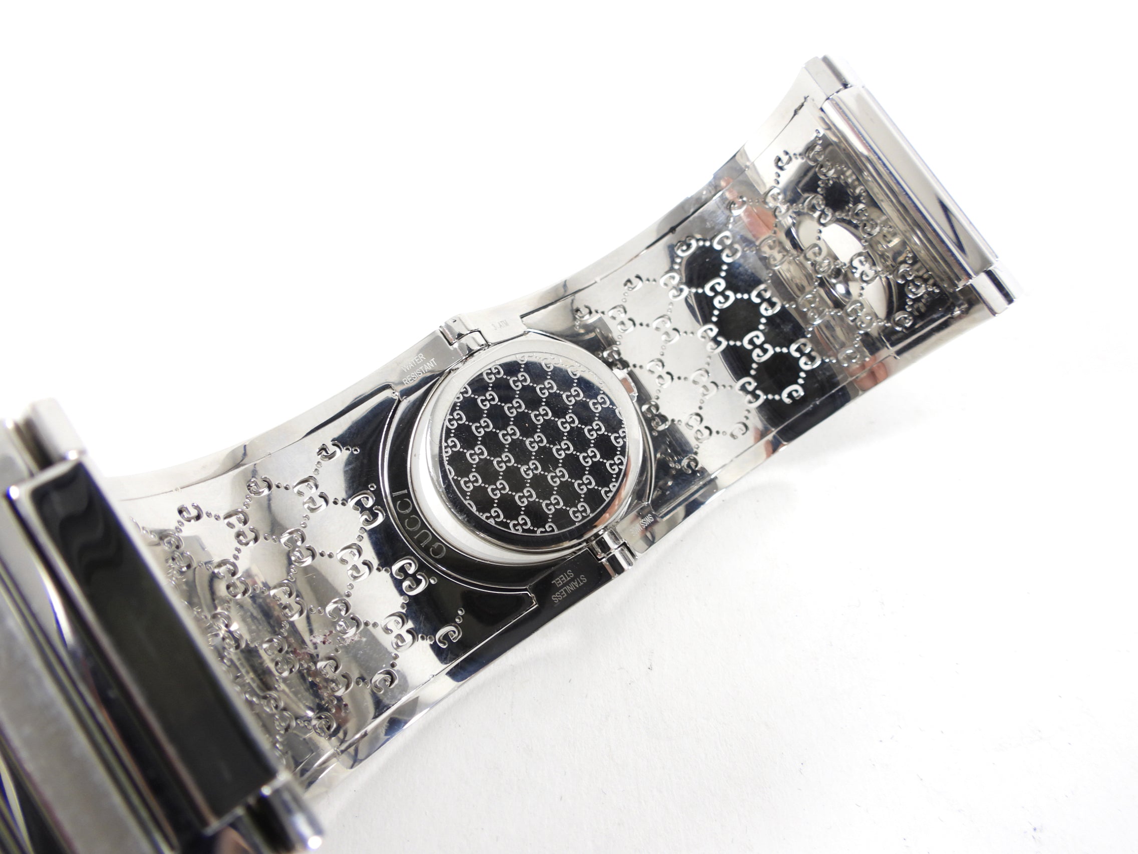Gucci Wide Silver 112 Twirl GG Bangle Watch